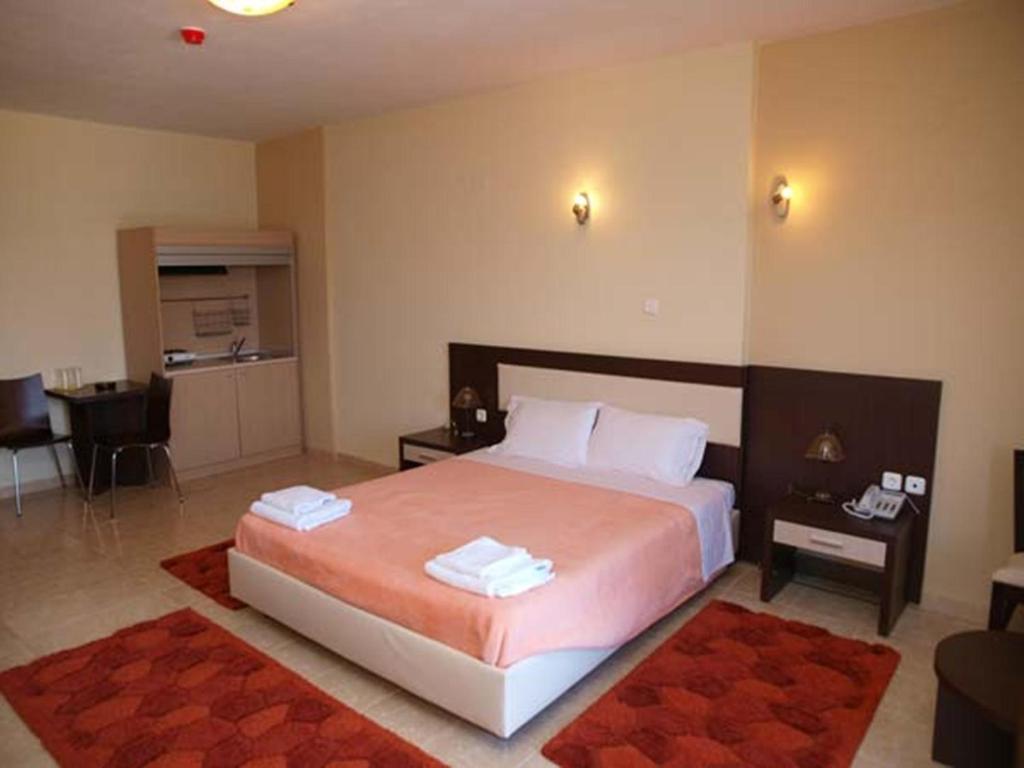 Hotel Panorama Áyios Pandeleḯmon Zimmer foto