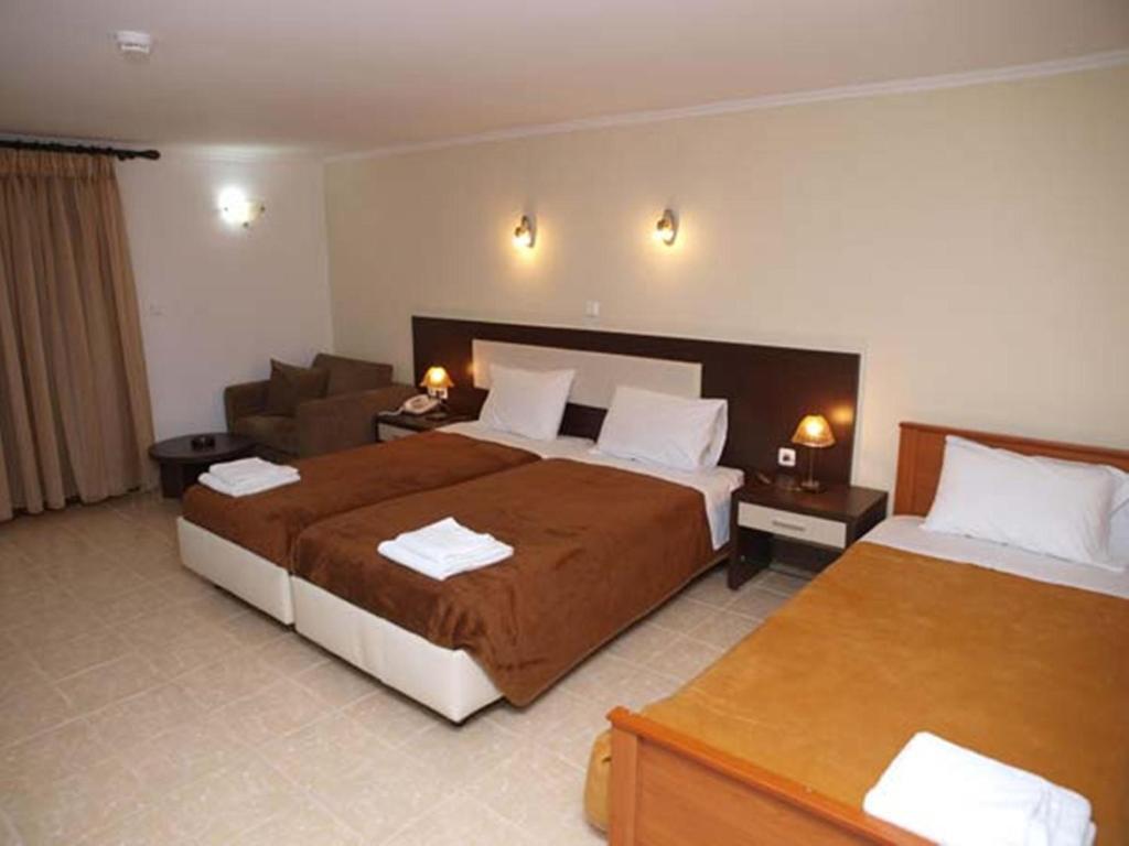 Hotel Panorama Áyios Pandeleḯmon Zimmer foto